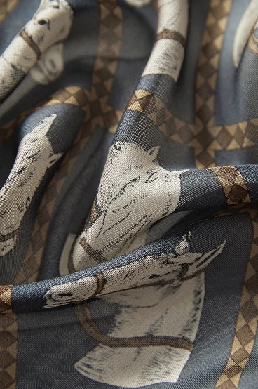 100% Mulberry Silk CDC Digital Printing Scarves in Any Size