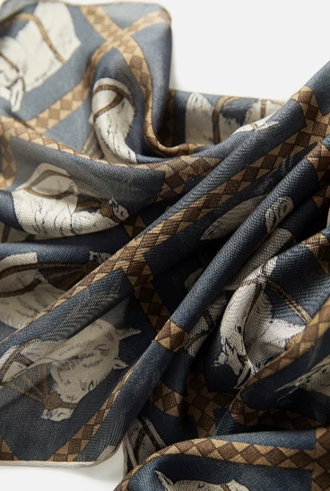 100% Mulberry Silk CDC Digital Printing Scarves in Any Size